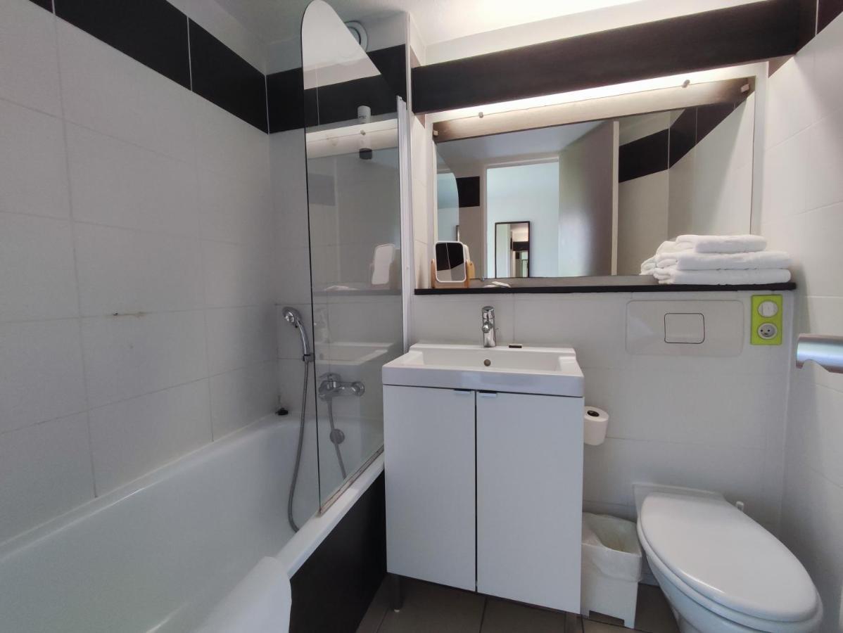 Contact Hotel Le Provencal Bordeaux Lac Екстер'єр фото