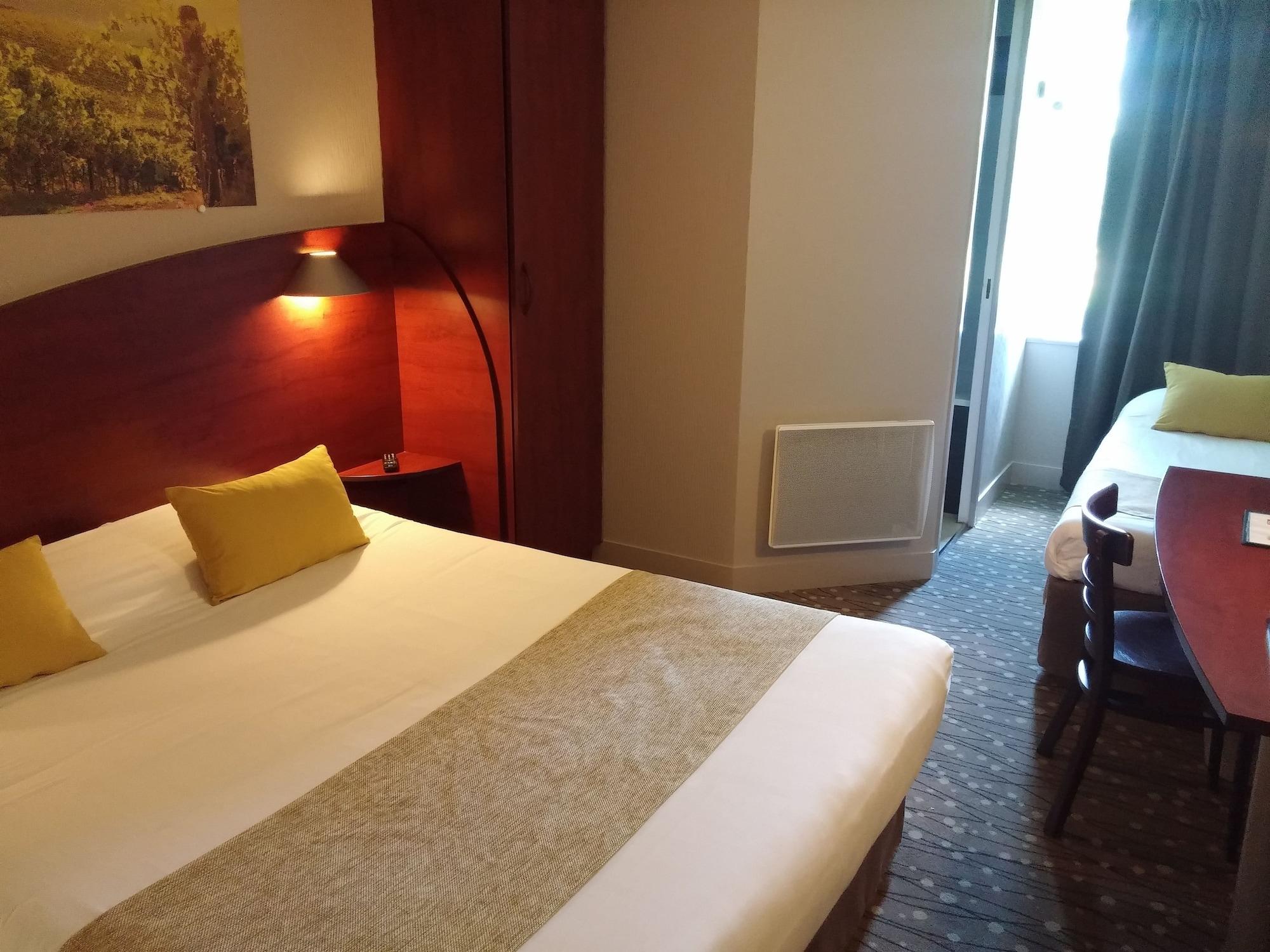Contact Hotel Le Provencal Bordeaux Lac Екстер'єр фото