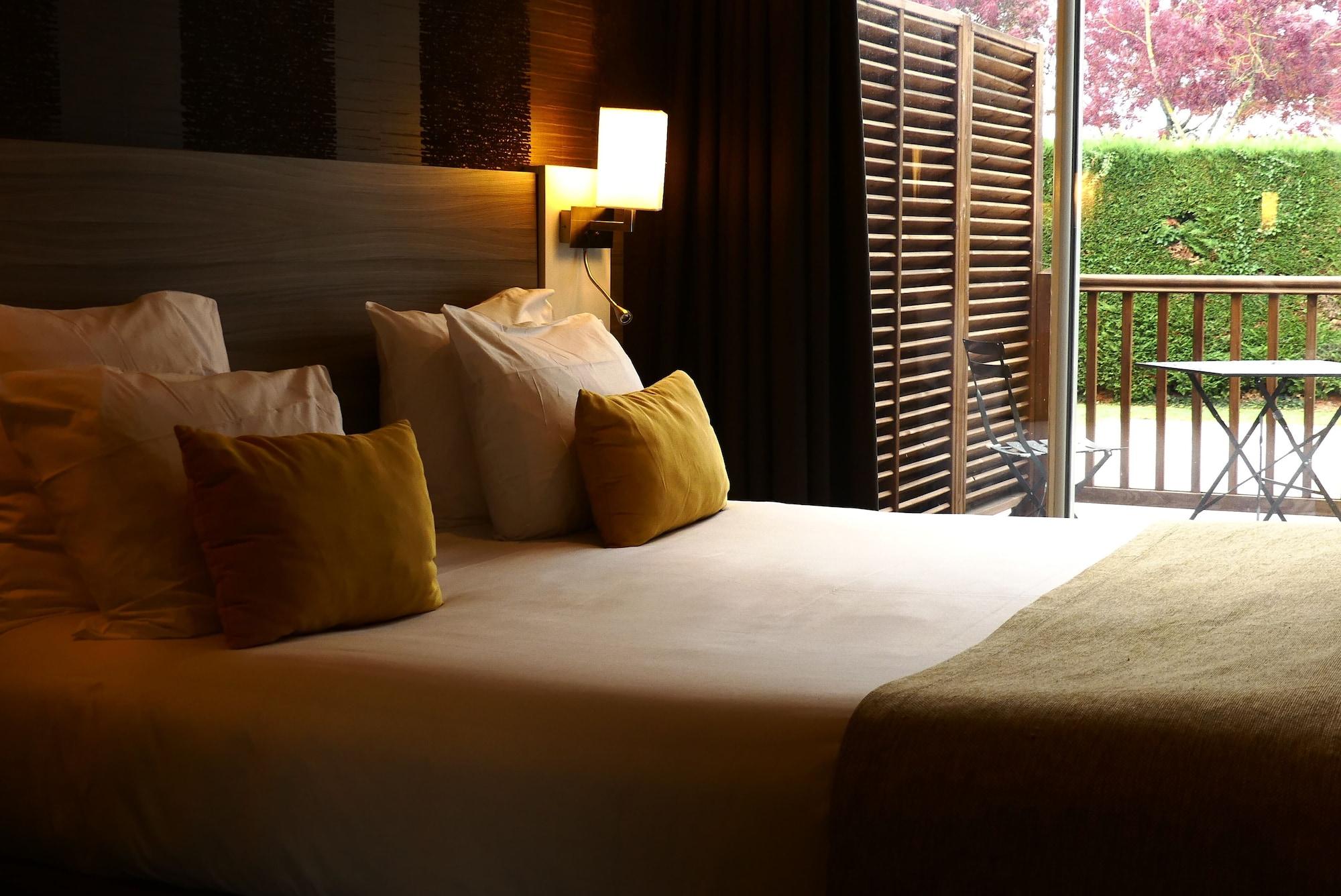Contact Hotel Le Provencal Bordeaux Lac Екстер'єр фото