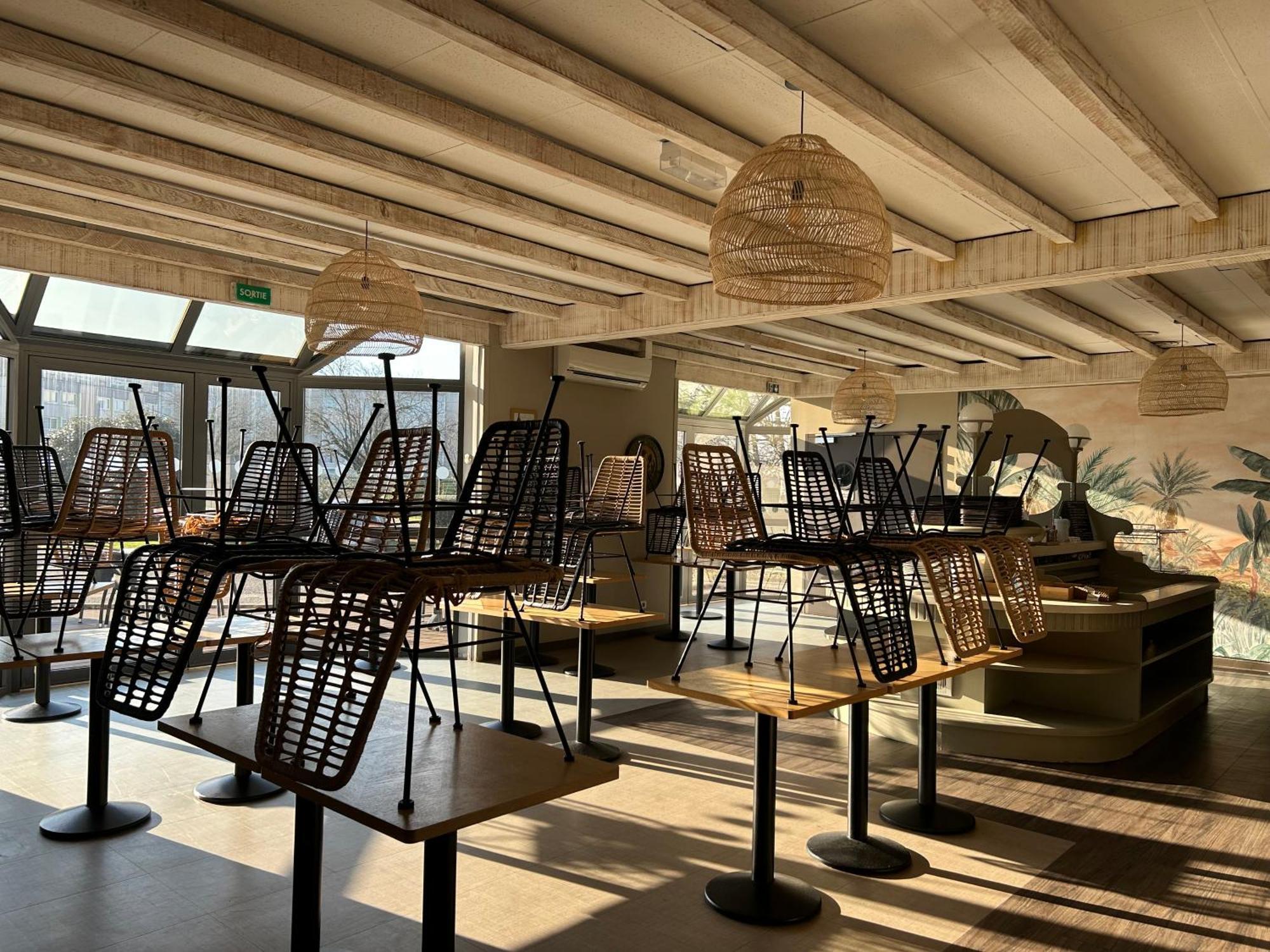 Contact Hotel Le Provencal Bordeaux Lac Екстер'єр фото