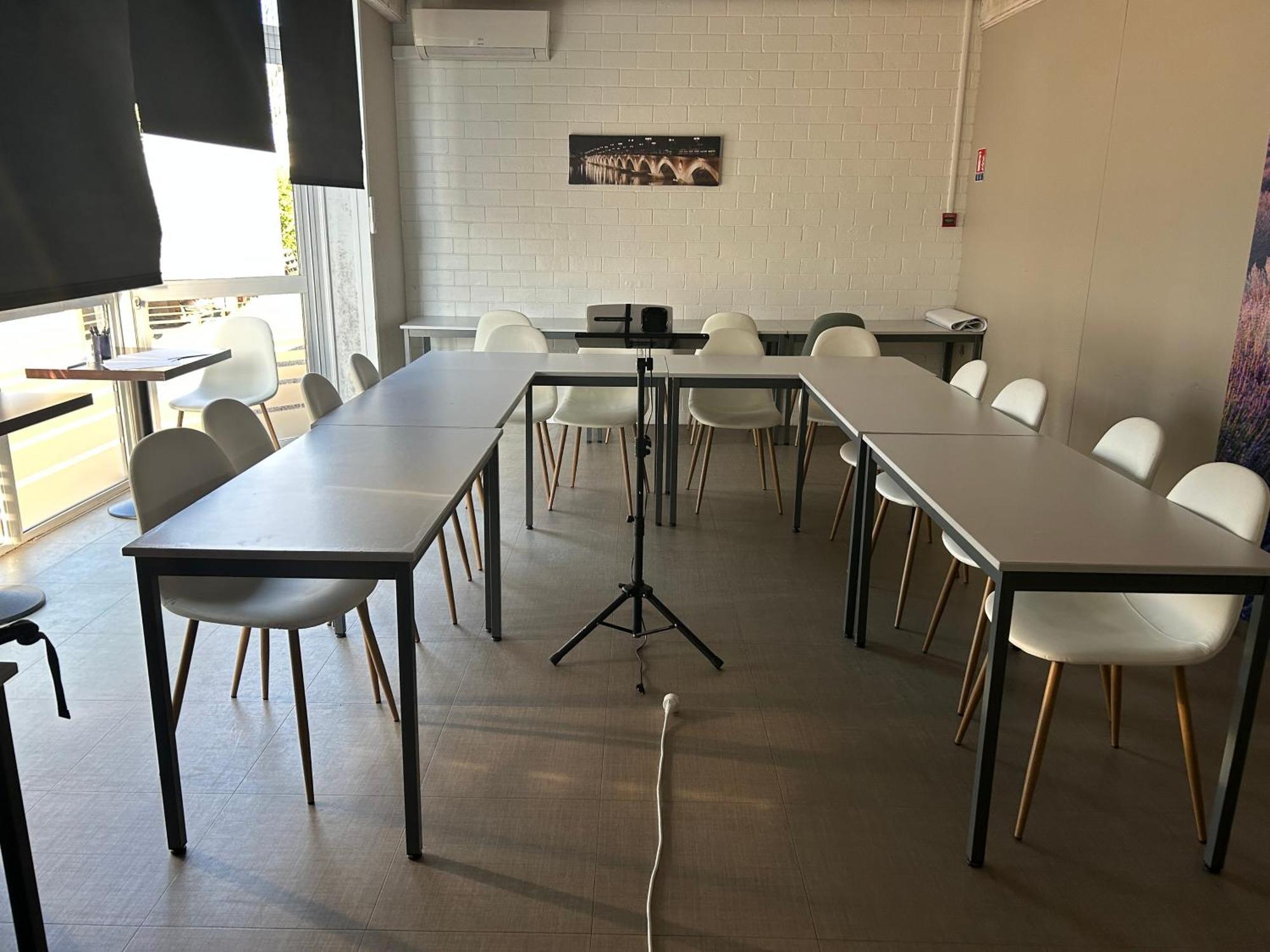 Contact Hotel Le Provencal Bordeaux Lac Екстер'єр фото