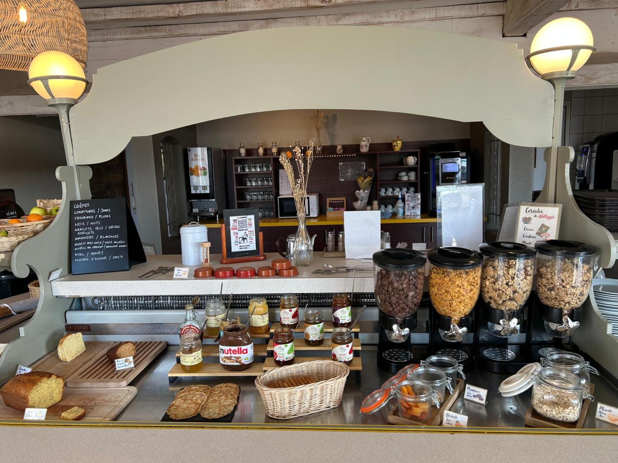Contact Hotel Le Provencal Bordeaux Lac Екстер'єр фото